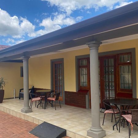Madlula'S Guesthouse Питърмарицбург Екстериор снимка