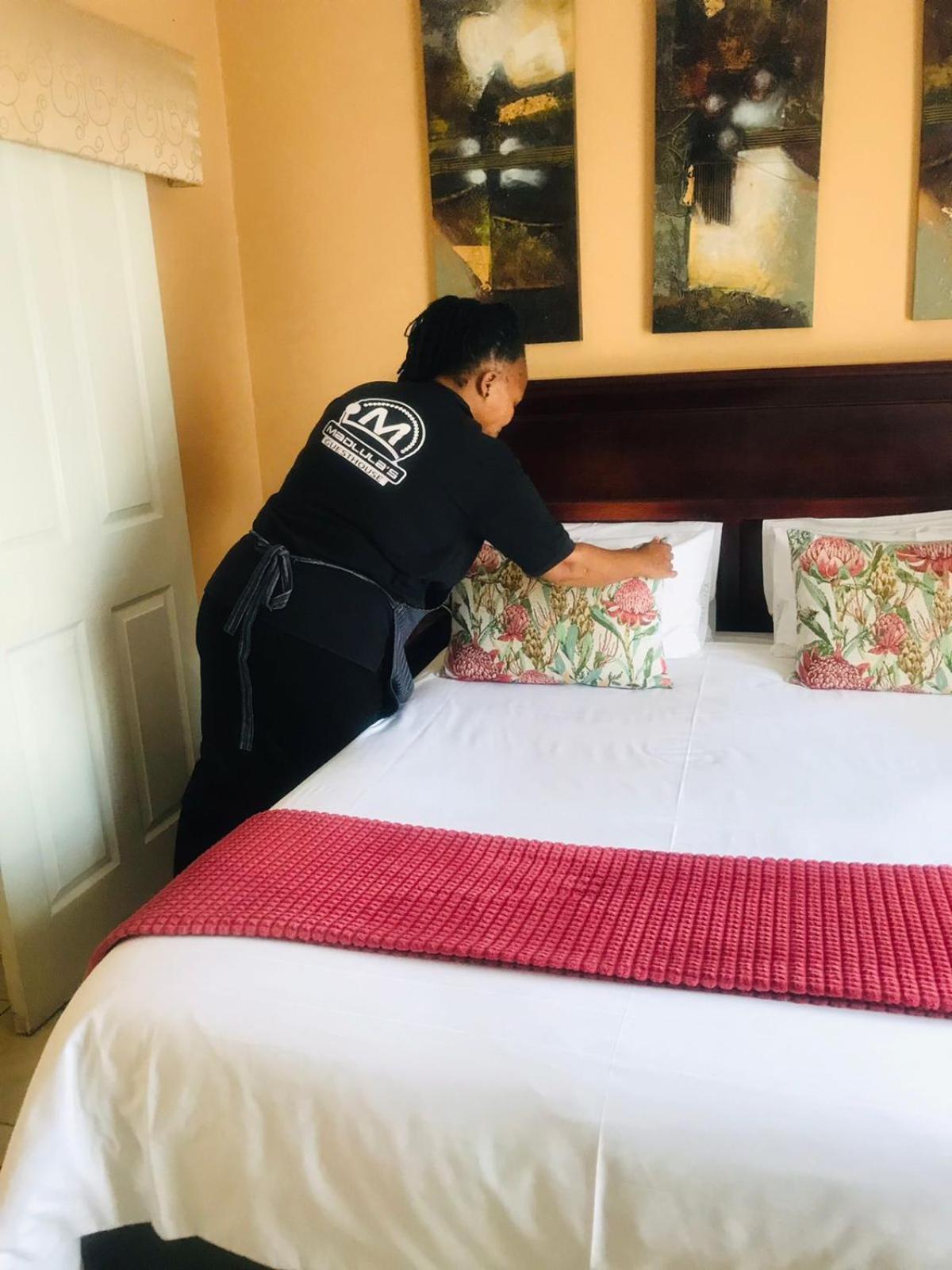 Madlula'S Guesthouse Питърмарицбург Екстериор снимка