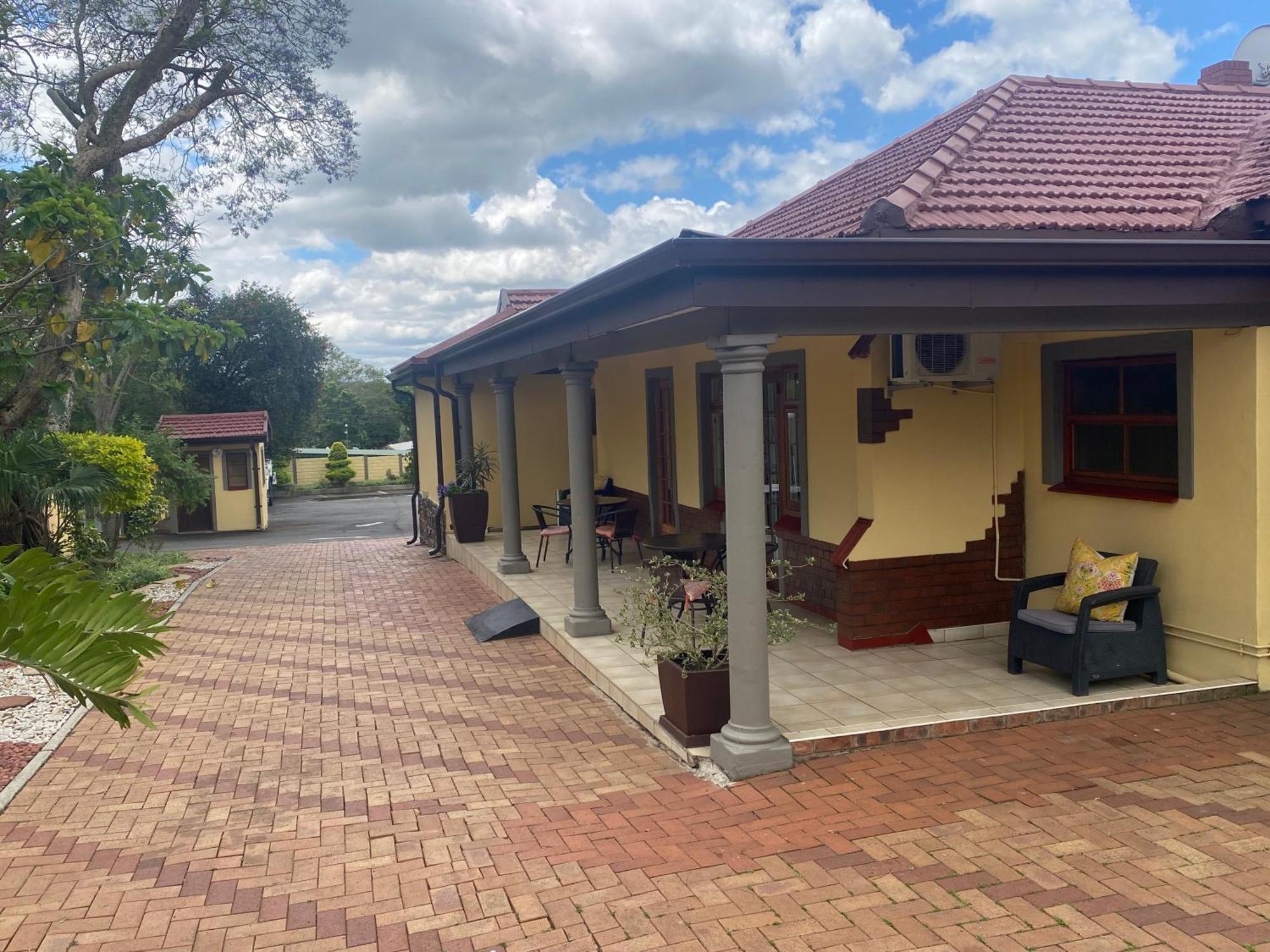 Madlula'S Guesthouse Питърмарицбург Екстериор снимка